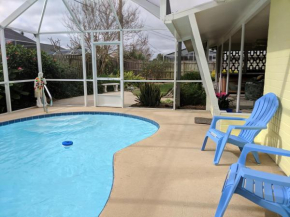 Ormond Beach House, Heated Pool and Hot tub, 2 Min Walk to Natural Beach